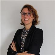 Te acerco a la riqueza cultural del español, con acento y con humor.